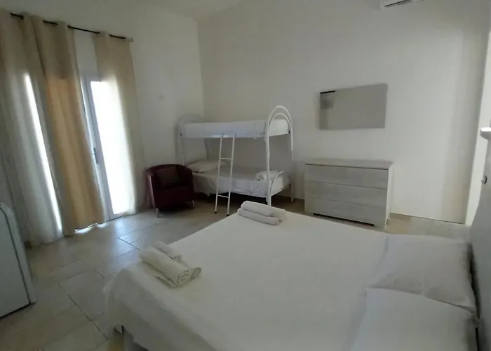 Bonomi לינה וארוחת בוקר טורה לפילו